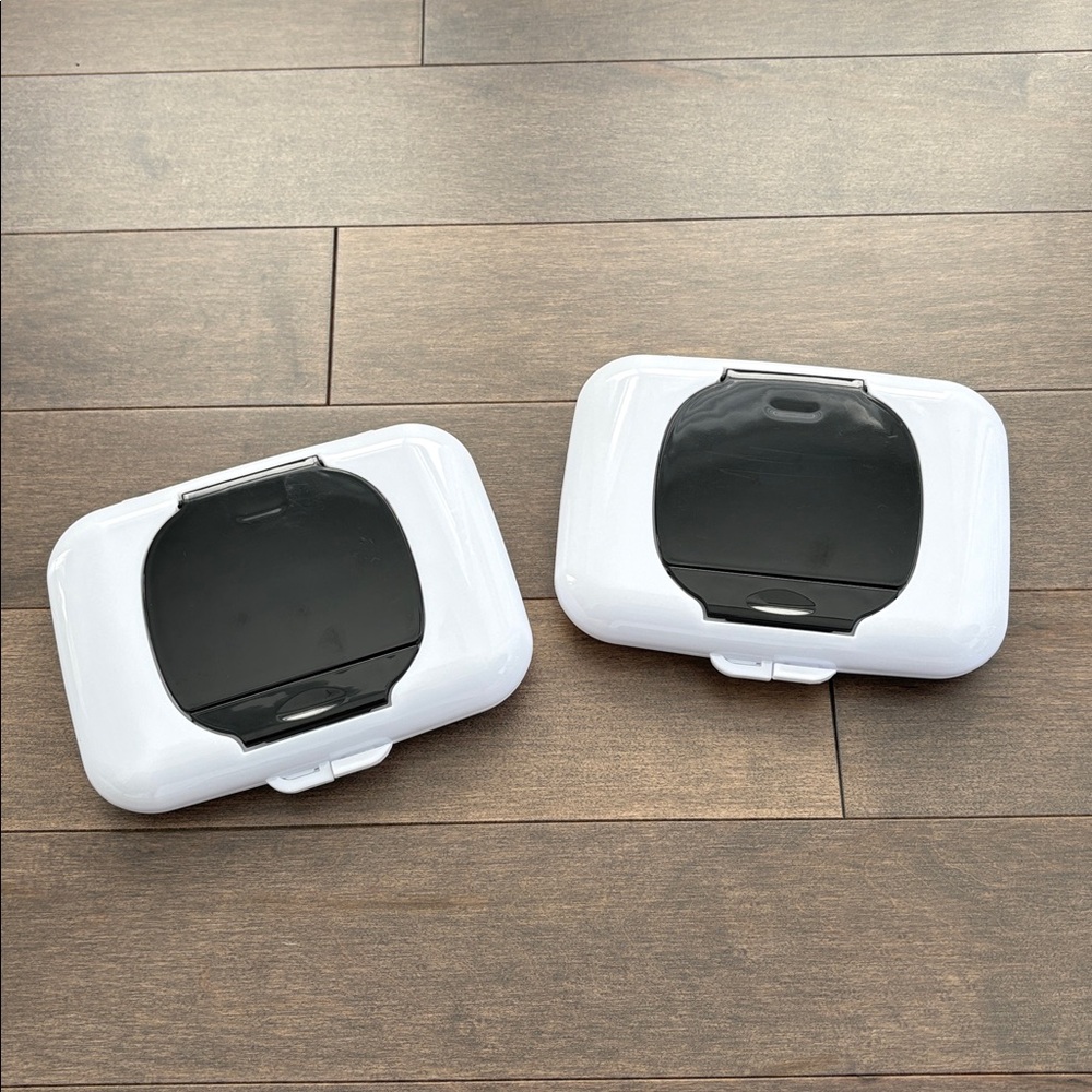 Plastic Wipes Dispensers, Refillable Washable Cases, Travel Office Personal Bath